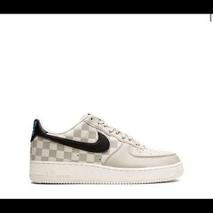 Nike
Air Force 1 Low "Strive For Greatness" sneakers/New Authentic